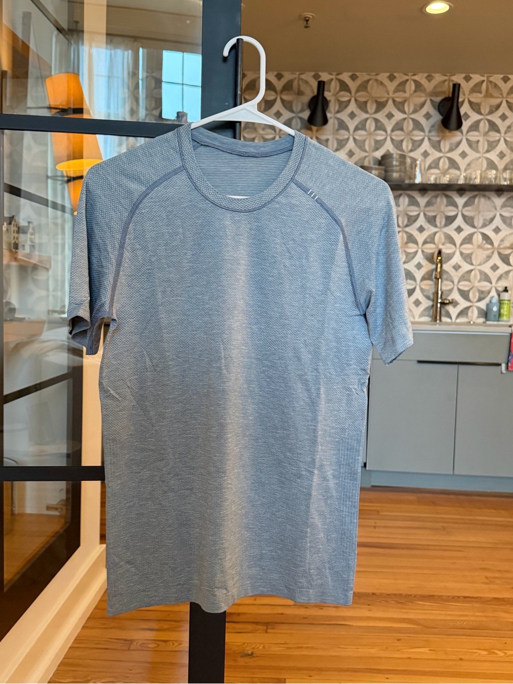 lululemon athletica Men's Light Heather Blue Short Sleeve Tee